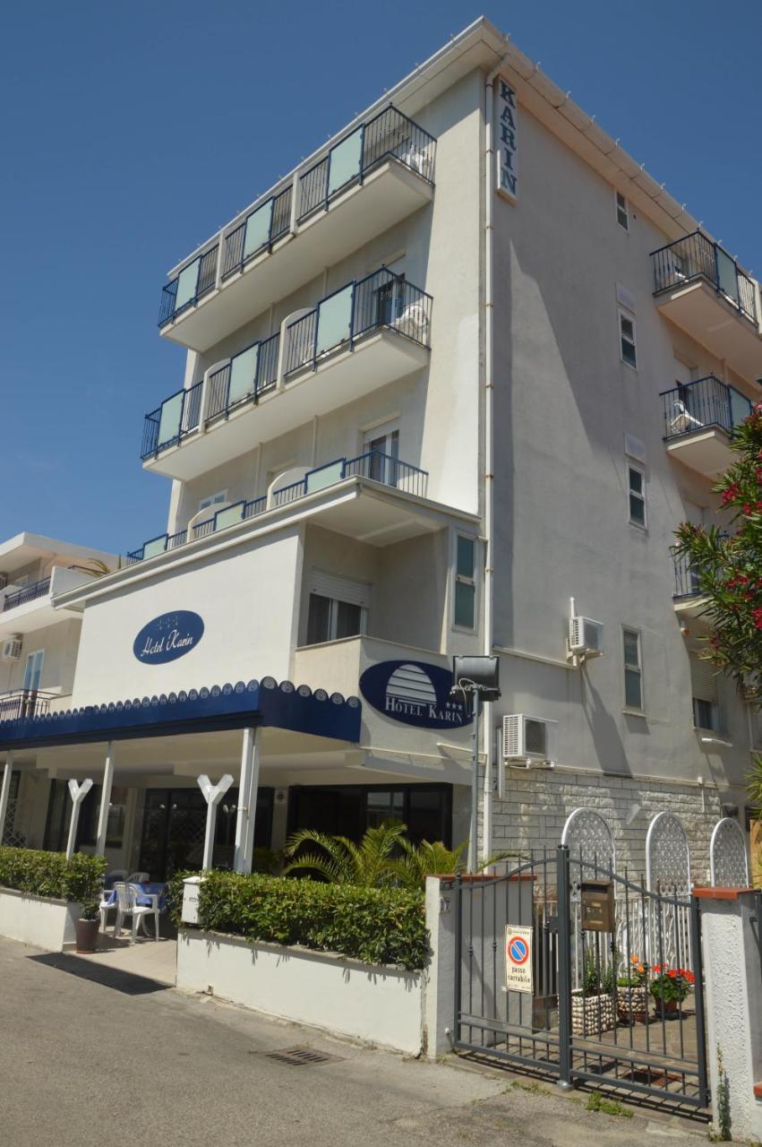 Hotel Karin Marebello ภายนอก รูปภาพ
